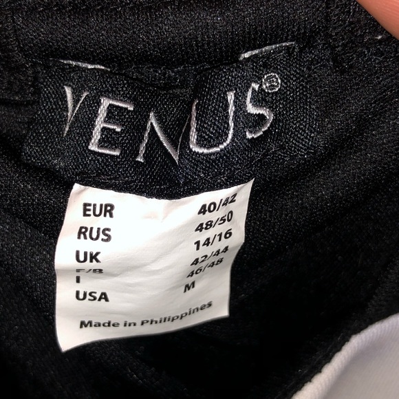 Floral cocktail dress. Size M - Picture 2 of 2